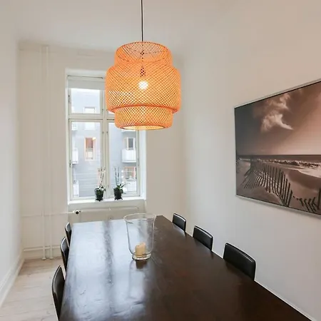 Light And Cozy Flat In The Midst Of Copenhagen! Copenhagen